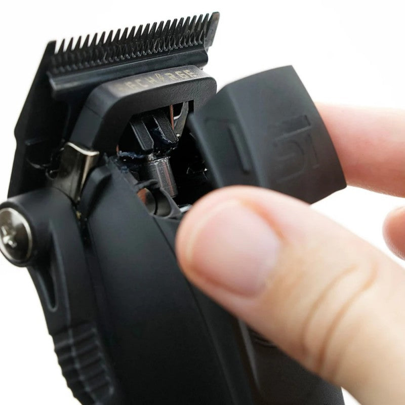 SUPREME RECHARGE CLIPPER